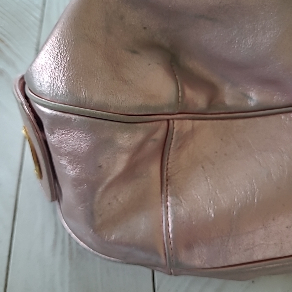 Juicy Couture Y2K Pink Metallic Handbag, Flaws - Picture 5 of 16